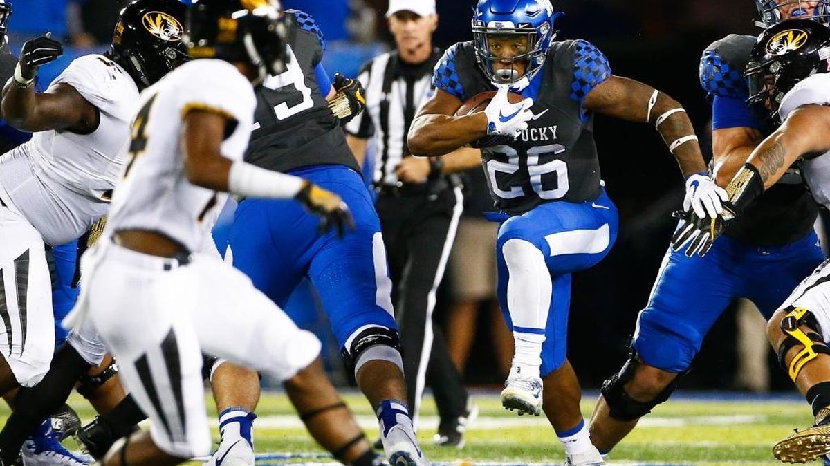 Kentucky running back Benny Snell during his 71-yard touchdown jaunt against Missouri in UK’s most recent game. A season ago, Snell ran for 128 yards and a TD in UK’s 40-38 victory over Mississippi State in Lexington.