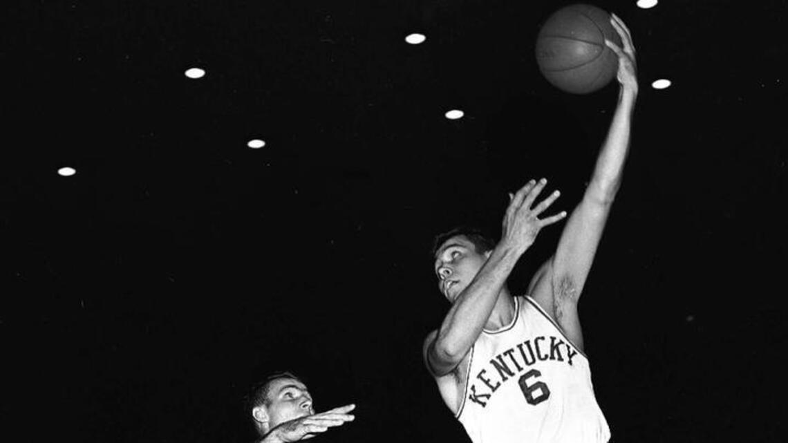 Report: Hall of famer, former UK player and athletic director Cliff Hagan has died