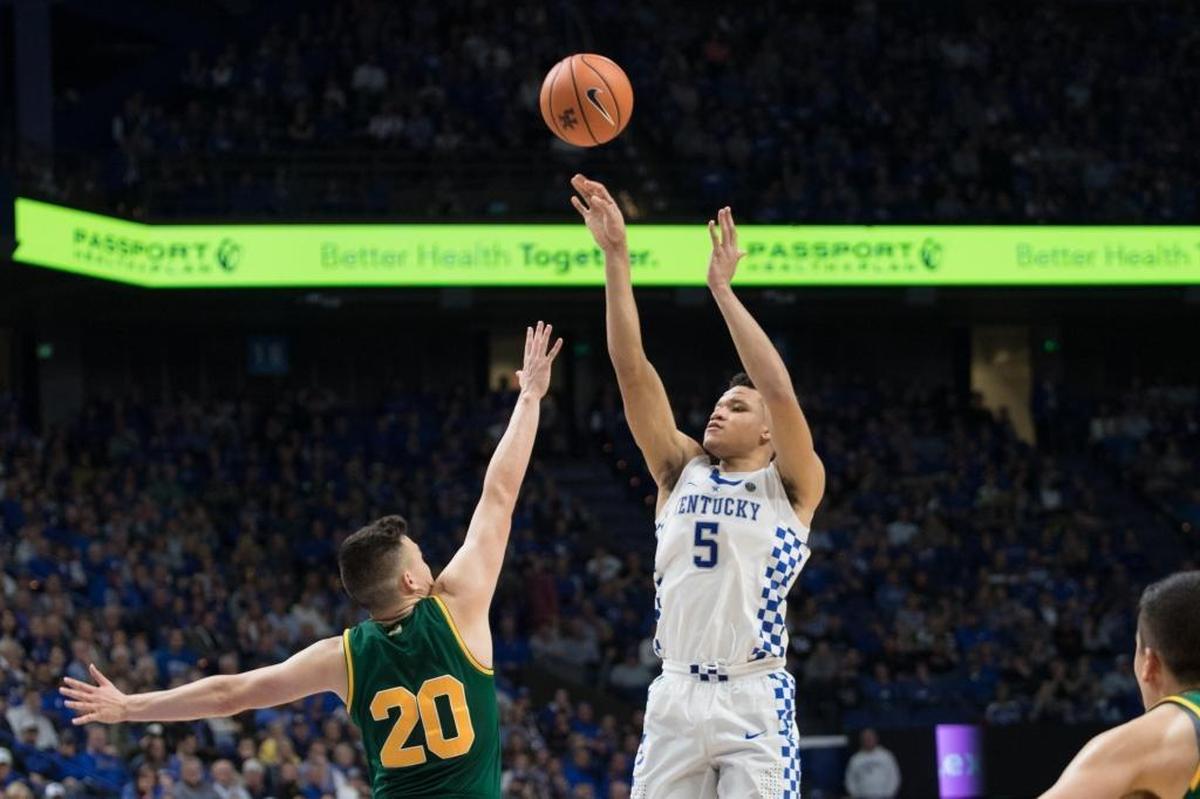 Kentucky forward Kevin Knox is off to slow start with his shooting (6-of-23 field goals made) through two games.