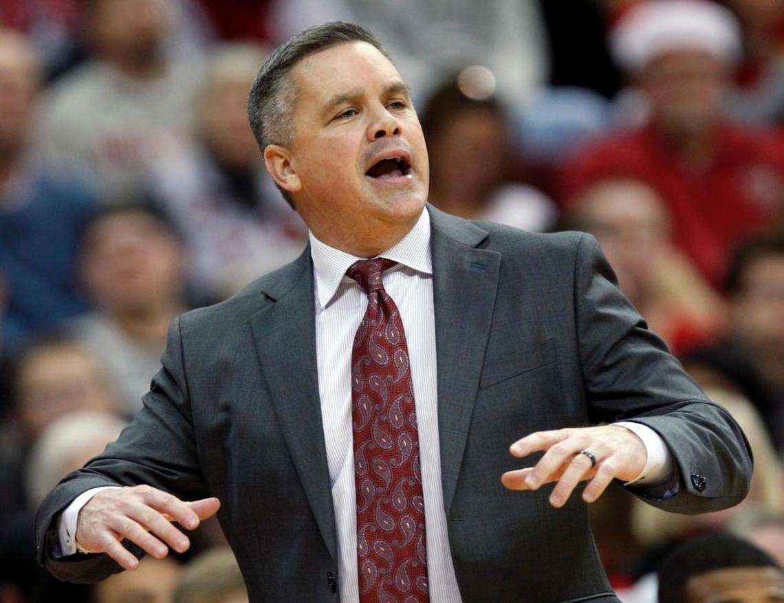 Former Jessamine County High School guard Chris Holtmann is in his fifth season as head men’s basketball coach at Ohio State. The No. 21 Buckeyes are 8-2 in 2021-22 after whipping No. 22 Wisconsin 73-55 Saturday.