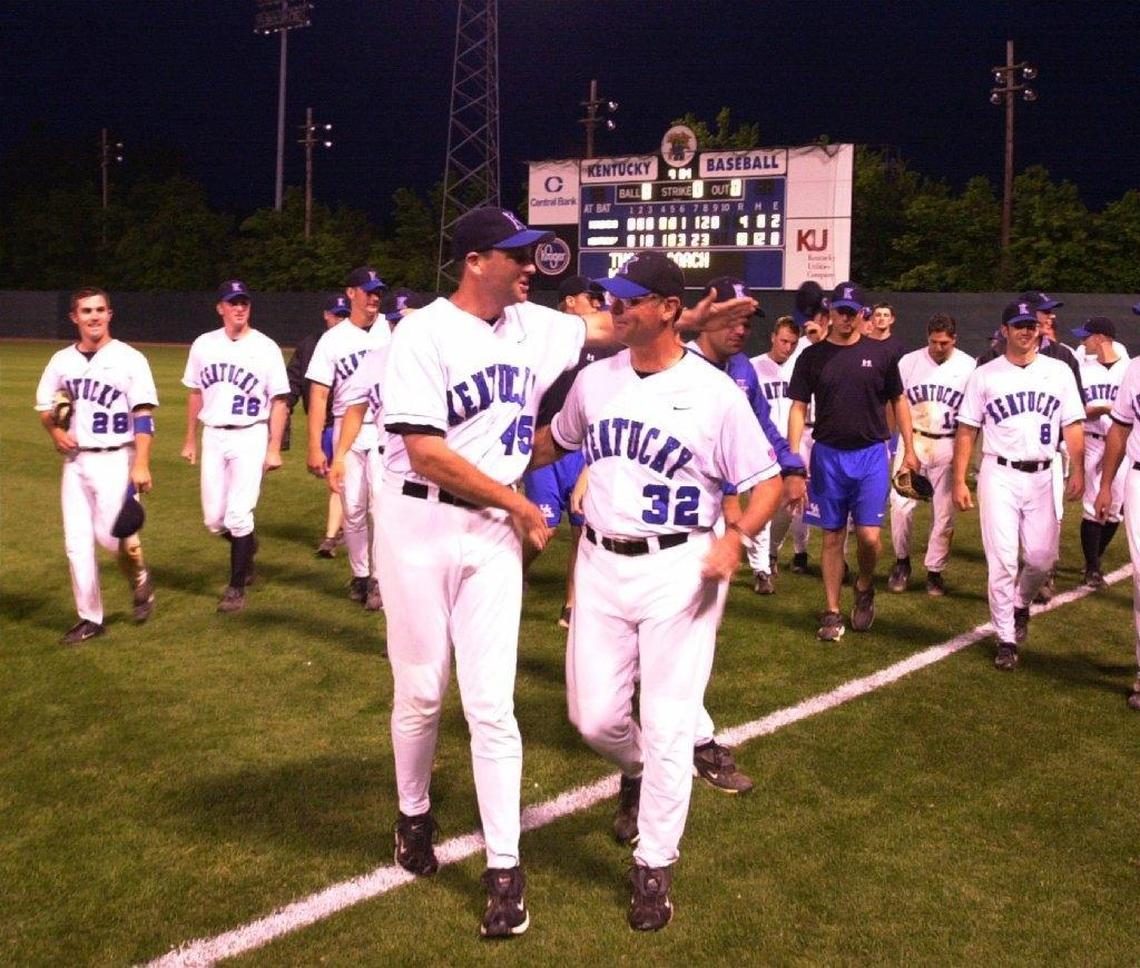 Keith Madison, No. 32, walked off the field at Cliff Hagan Stadium after his final game as UK head coach in 2003.