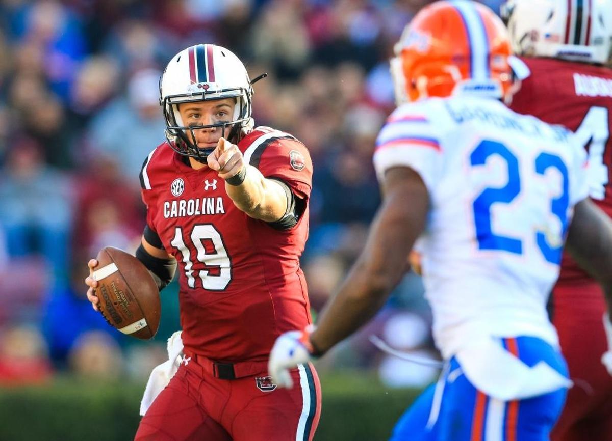 South Carolina junior quarterback Jake Bentley (19) will try to help the Gamecocks snap a four-game losing streak against Kentucky when USC visits Kroger Field Sept. 29th.