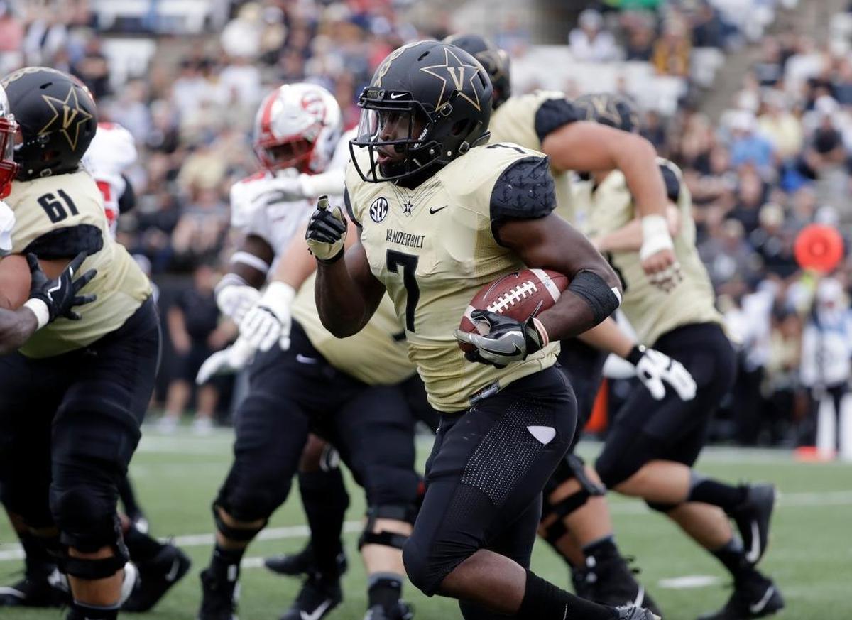 Vanderbilt senior running back Ralph Webb (7) needs 44 yards rushing Saturday against Kentucky to pass former Florida star Emmitt Smith for 10th all-time in Southeastern Conference rushing.