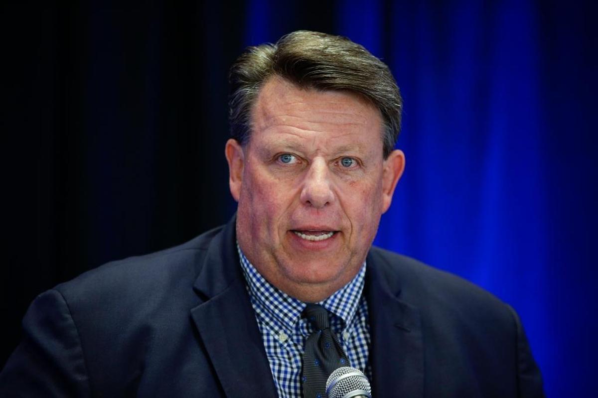 UK radio play-by-play announcer Tom Leach said he “jumped the gun” when he initially said on air that Kentucky cornerback Lonnie Johnson had broken up what was actually the game-winning touchdown catch by Mississippi’s D.K. Metcalf.