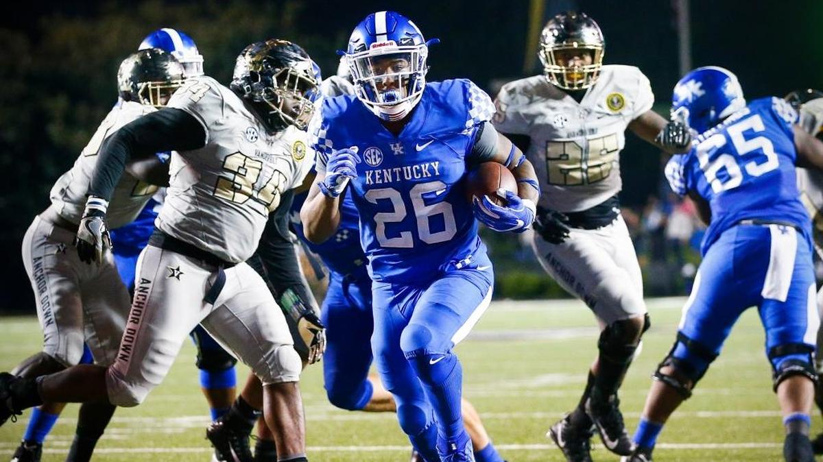 Kentucky running back Benny Snell (26) was the leading rusher in the SEC in regular-season games only and is the first running back in UK history to go over 1,000 yards rushing in consecutive seasons.
