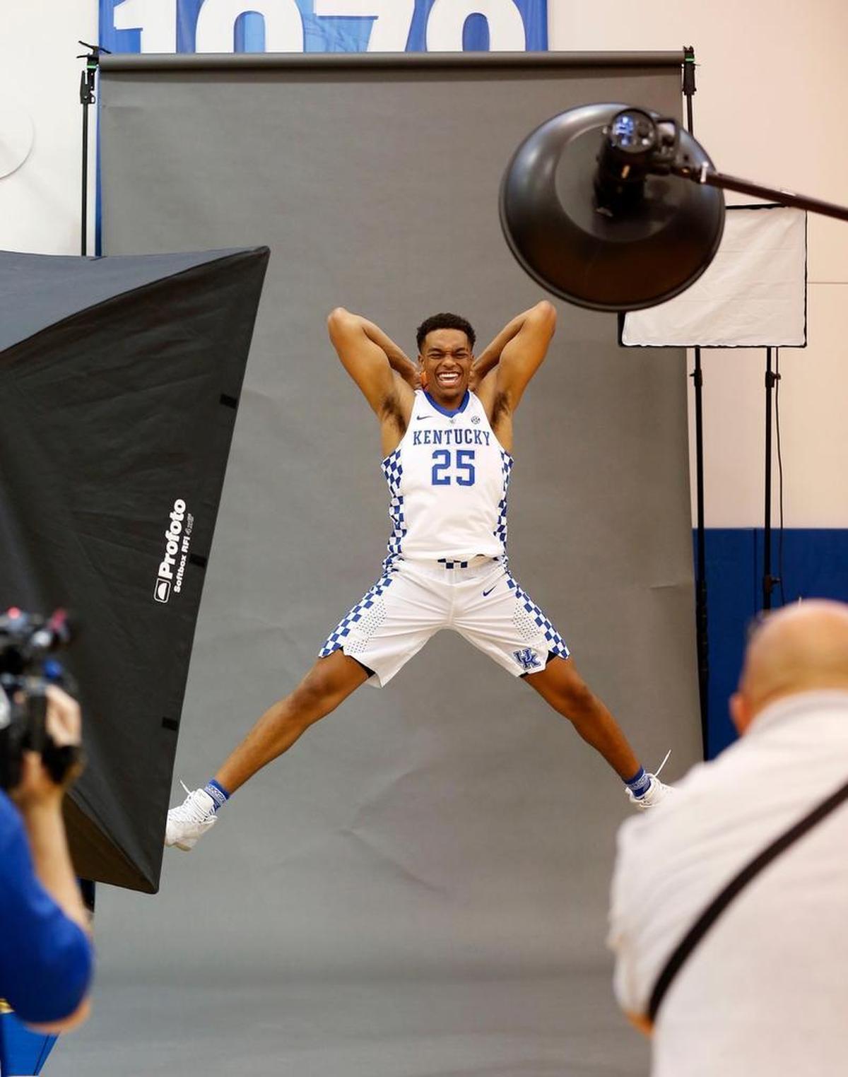 Kentucky freshman PJ Washington averaged a team-high 12.9 points and added 5.1 rebounds for Team USA during its bronze-medal run in the 2017 FIBA U-19 World Cup last summer.