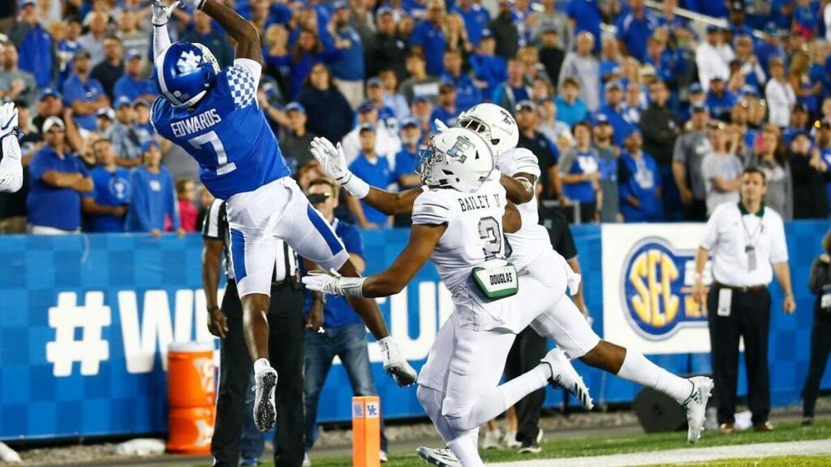 Kentucky strong safety Mike Edwards, No. 7, is tied for the SEC lead in interceptions with three. The junior from Cincinnati is also seventh in the SEC in passes defended (six) and 21st in tackles (32).