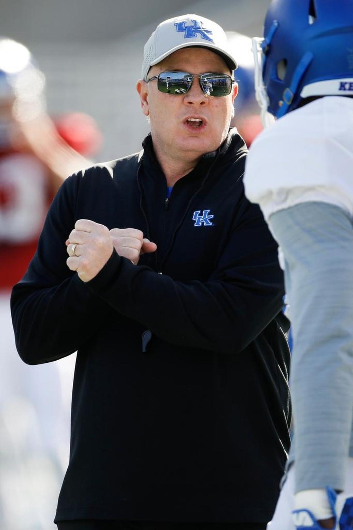Kentucky head coach Mark Stoops instructed safety Darius West during 2017 spring practice. A 6-foot, 210-pound junior from Lima, Ohio, West missed all of last year due to a ruptured patellar tendon. “I'm really excited about Darius and just having him out there,” Stoops said.