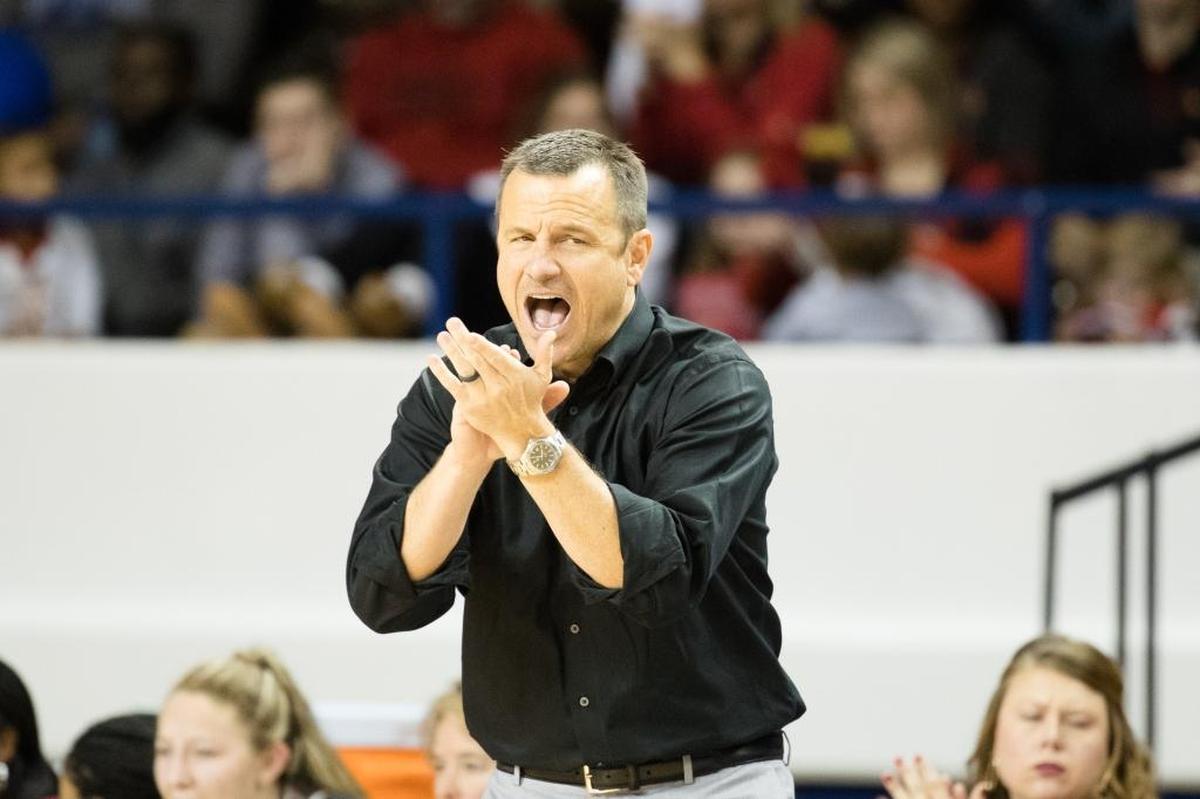 Louisville women’s basketball coach Jeff Walz will lead the No. 4 Cardinals (22-1) against No. 1 Connecticut (20-0) on Feb. 12 in Storrs, Conn.