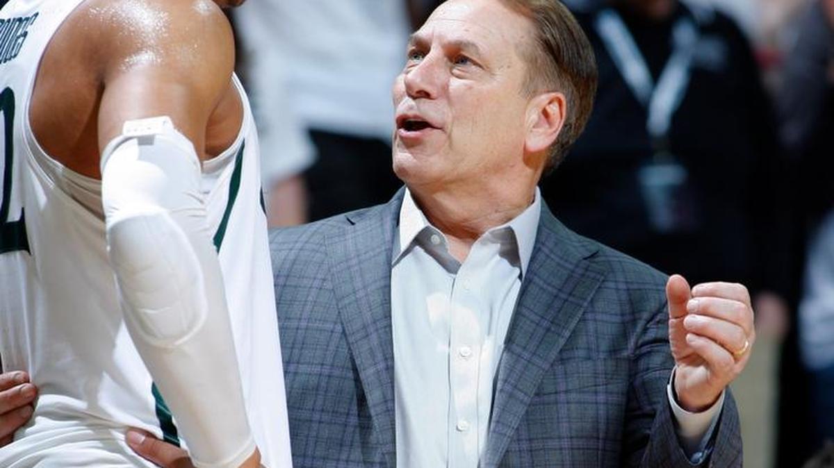 Michigan State coach Tom Izzo, right, talks with Miles Bridges during the second half of the Spartans’ 74-66 win over Ohio State on Tuesday, Feb. 14, 2017, in East Lansing, Mich.