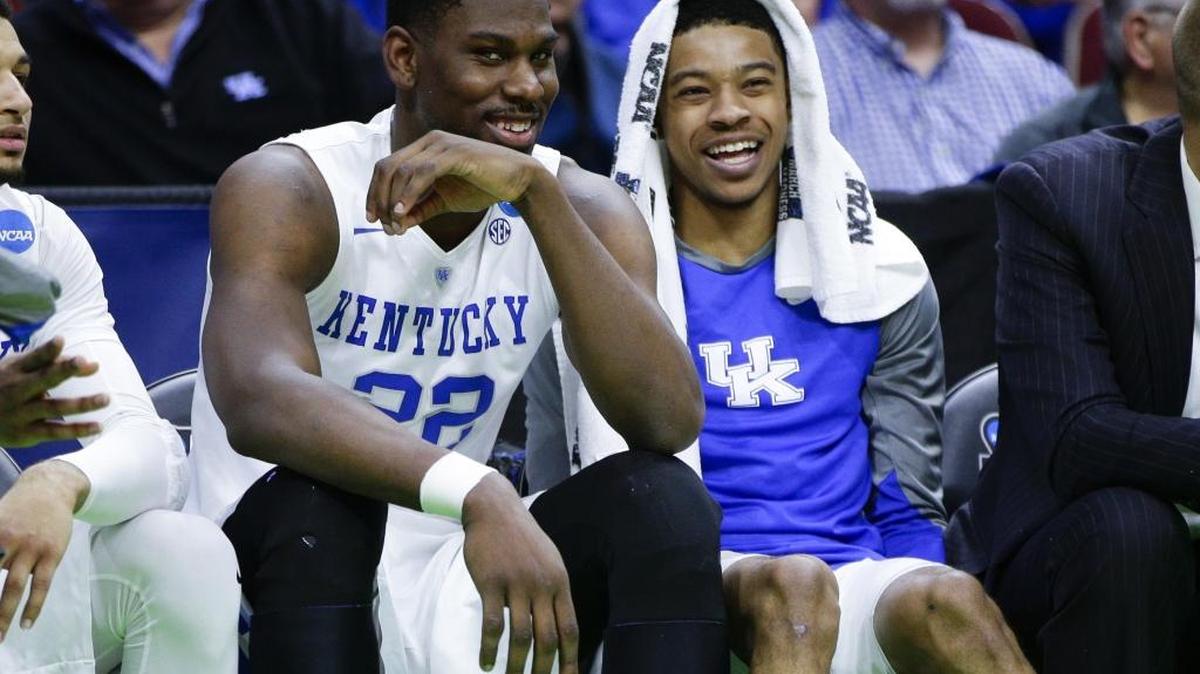 Kentucky forward Alex Poythress (22) and guard Tyler Ulis (3) had a laugh on the bench as Kentucky defeated Stony Brook 85-57 in the 2nd round of the NCAA tournament on Thursday March 17, 2016 in Des Moines.