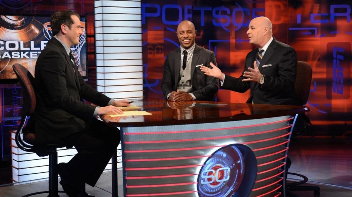 ESPN’s Seth Greenberg, right, shown here doing studio duty, will be on sideline duty for Thursday night’s Kentucky-Tennessee game.