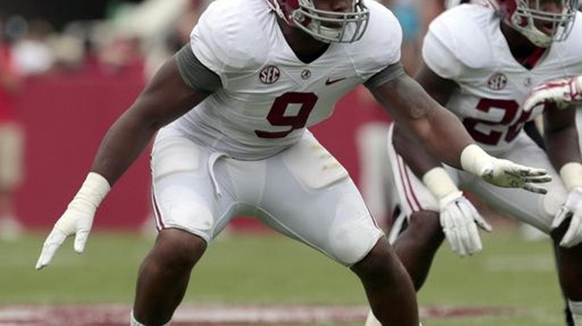 Alabama defensive end Da’Shawn Hand was arrested on a DUI charge over the weekend.
