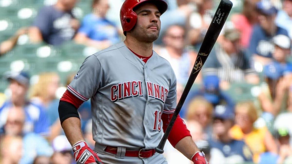 Cincinnati Reds' Joey Votto bats during a baseball game against the Milwaukee Brewers Sunday, Aug. 14, 2016, in Milwaukee. Votto went two-for-four but the Reds lost 7-3.