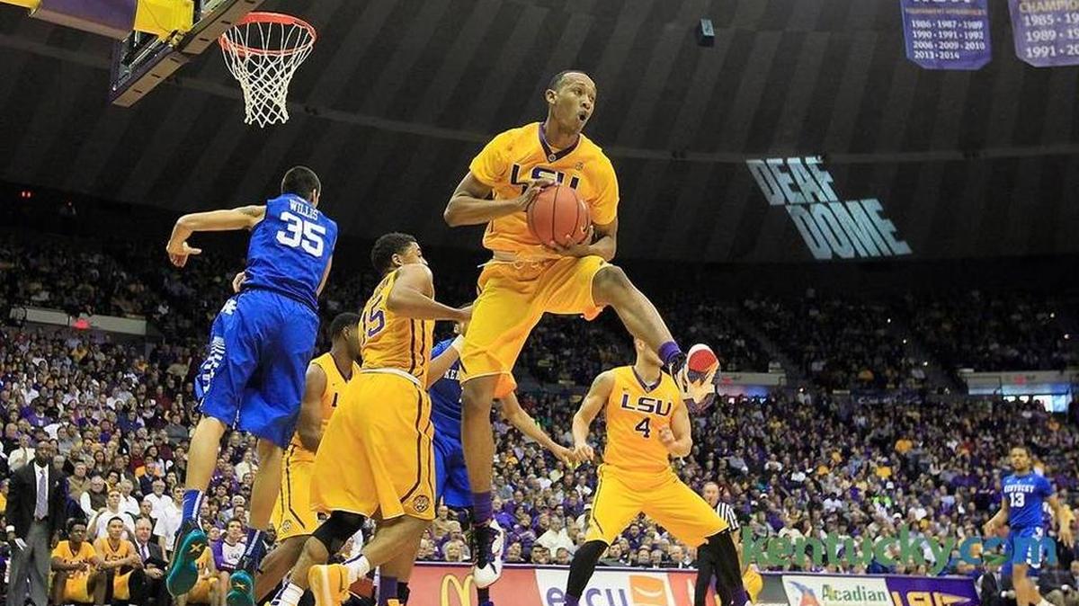 LSU guard Tim Quarterman (55) grabbed a rebound in the first half of the Kentucky at LSU basketball game at Pete Maravich Assembly Center in Baton Rogue, La., on Jan. 5, 2016.