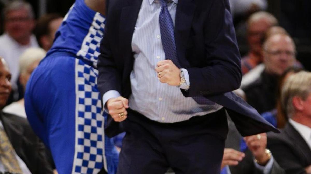 Kentucky head coach John Calipari was not happy with a player during Kentucky’s win over Michigan State 69-48 on Tuesday November 15, 2016 in New York.
