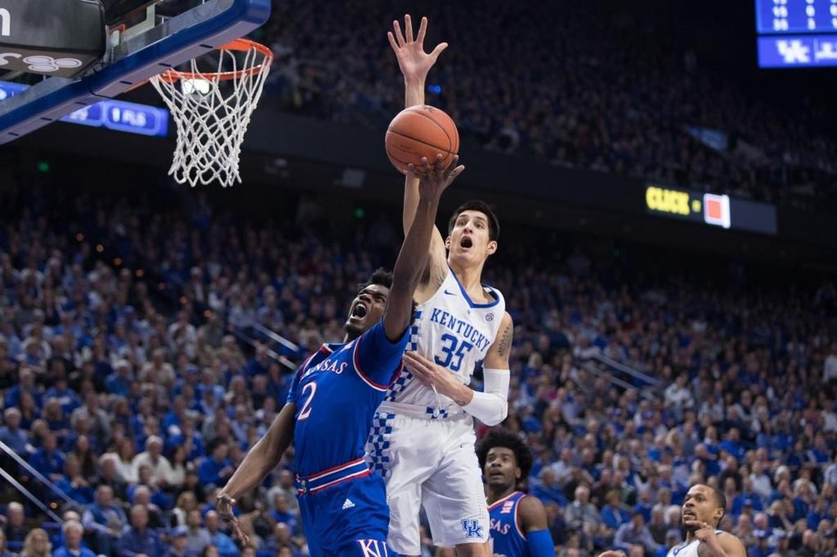 Kansas guard Lagerald Vick (2) had two points in Rupp Arena when the Jayhawks beat Kentucky 79-73 during the 2016-17 season.