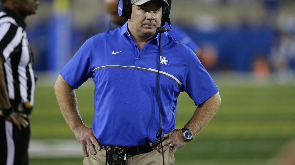 Kentucky head coach Mark Stoops looked on in the second half as Southern Miss defeated UK 44-35 on Saturday, September 3, 2016 in Lexington, Ky.