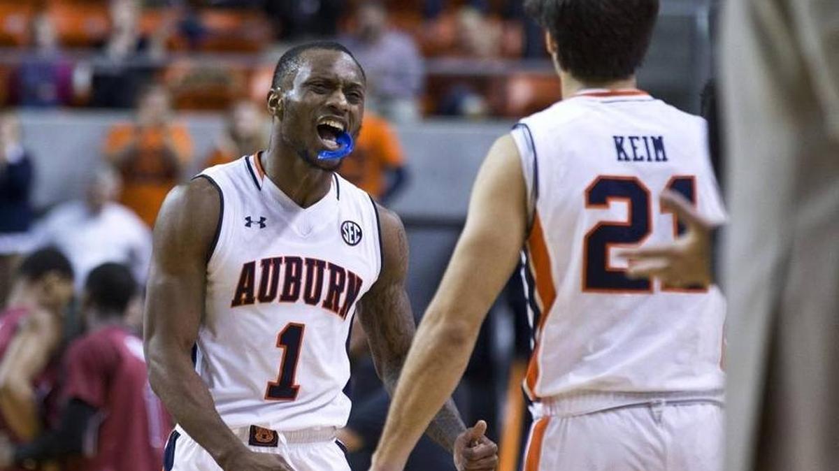 Auburn guard Kareem Canty (1) reacts after Auburn scored against South Carolina during the second half of an NCAA college basketball game Tuesday, Jan. 5, 2016, in Auburn, Ala. South Carolina won 81-69.