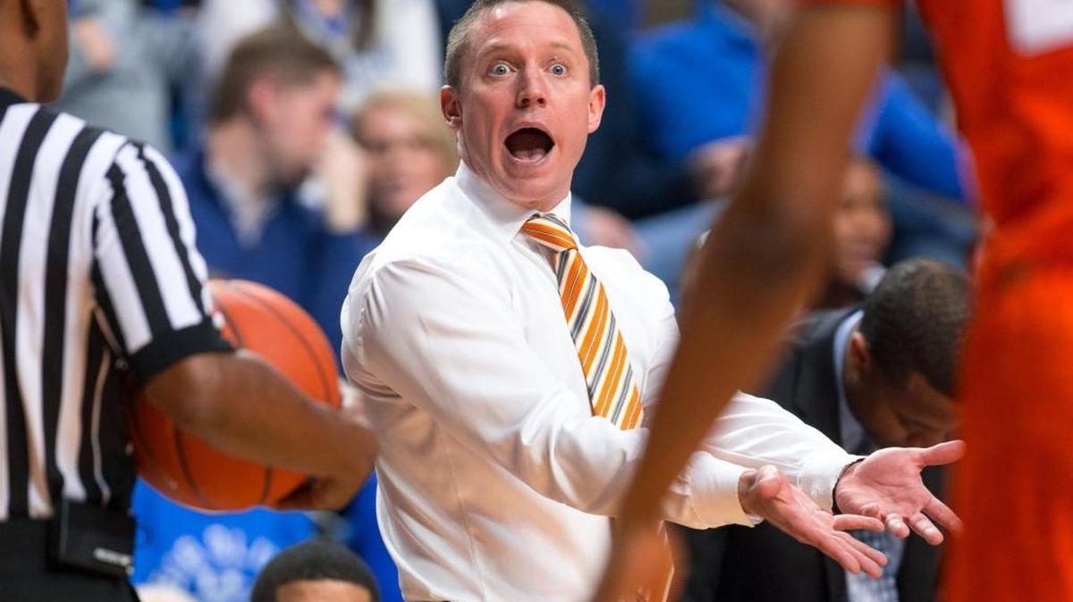 Florida head coach Mike White directs his players in the first half. The University of Kentucky hosted the University of Florida, Saturday, Feb. 06, 2016 at Rupp Arena in Lexington .
