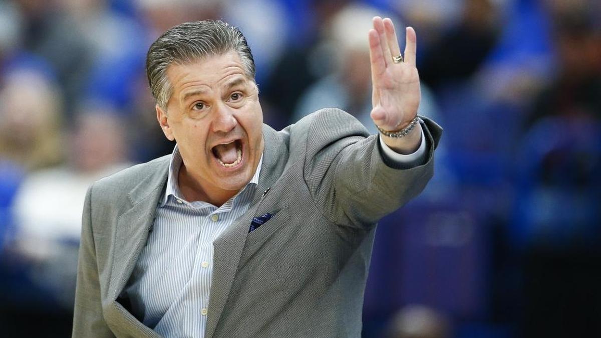 Kentucky head basketball coach John Calipari gives instructions to his team during its win over Alabama in the SEC Tournament semifinals on Saturday at the Scottrade Center.