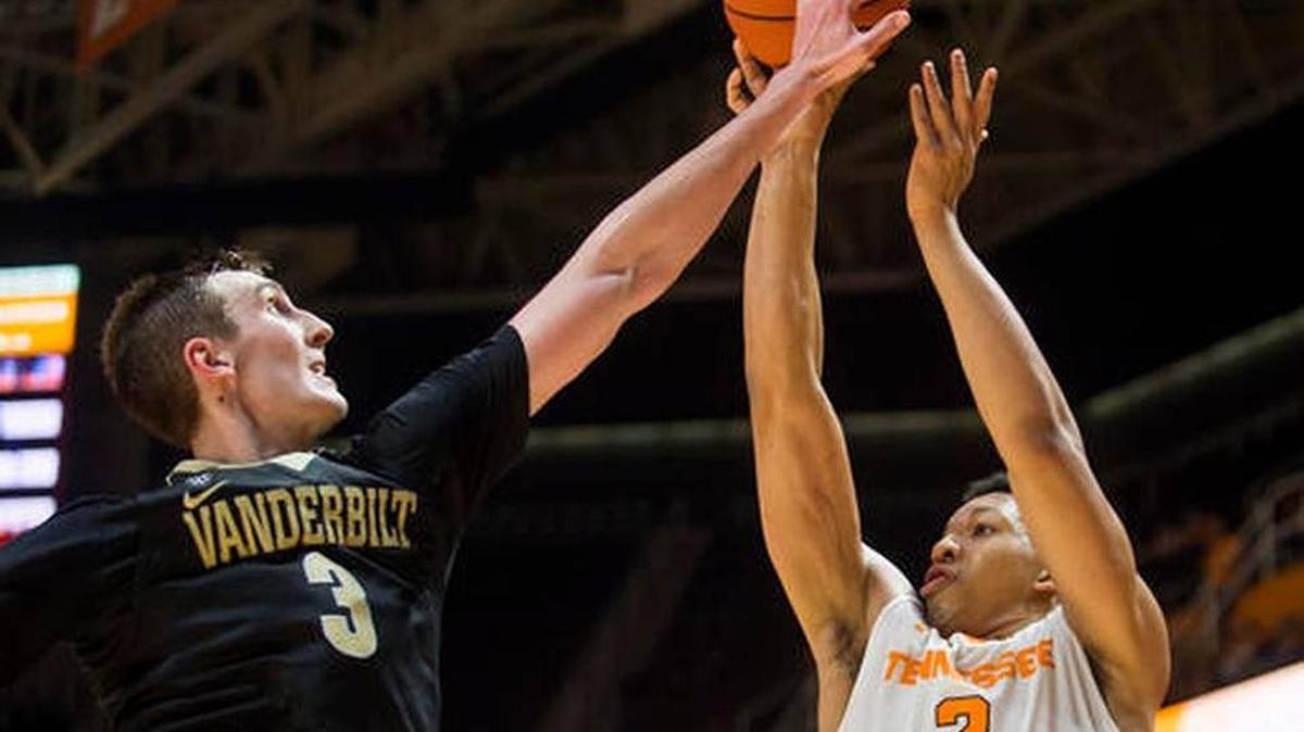 Vanderbilt’s Luke Kornet blocks Grant Williams’ shot during the Commmodores’ 67-56 win over the Vols last week in Knoxville.