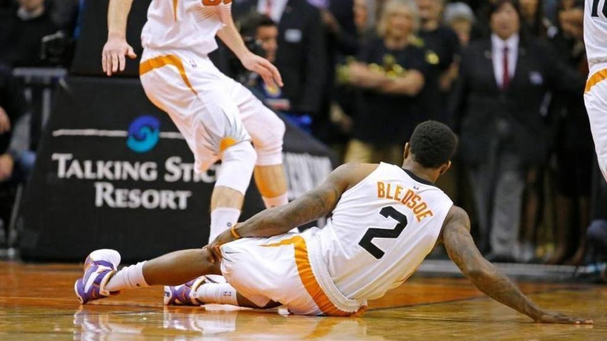 The Phoenix Suns lost Eric Bledsoe to a knee injury for most of 2016-17.