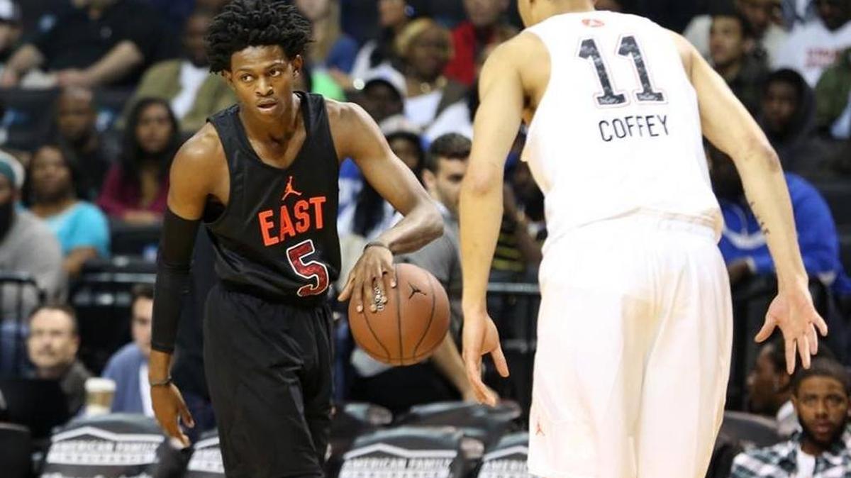 UK basketball signee De’Aaron Fox, left, had 23 points and five rebounds to lead the East team to victory in the Jordan Brand Classic in Brooklyn on Friday night. Fox and fellow UK signee Malik Monk were named co-MVPs of the game.