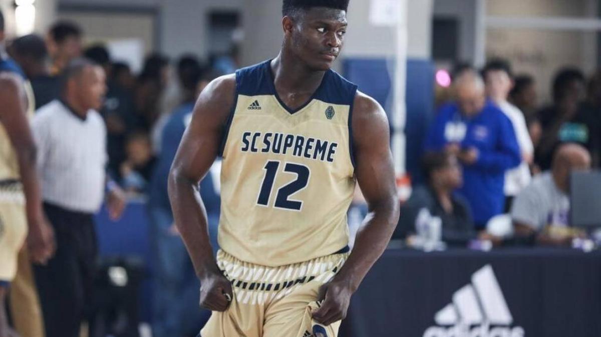 Kentucky basketball recruiting target Zion Williamson will re-schedule his official visit to UK after having to cancel last weekend.